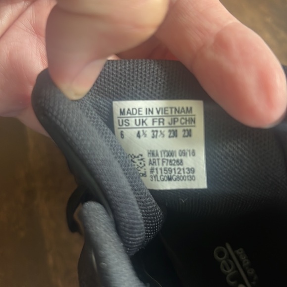 Adidas Neo hi-top sneakers - Picture 10 of 12